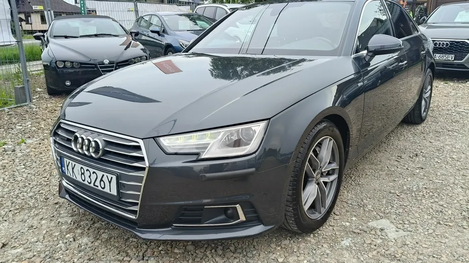 AUDI A4 -