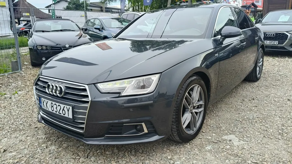 AUDI A4 -