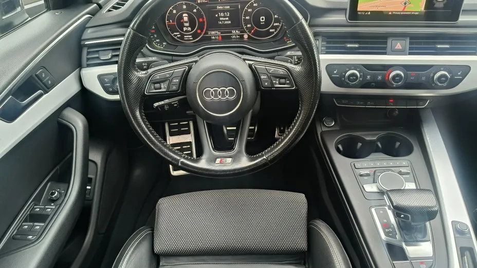 AUDI A4 -