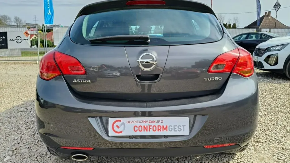 OPEL Astra -