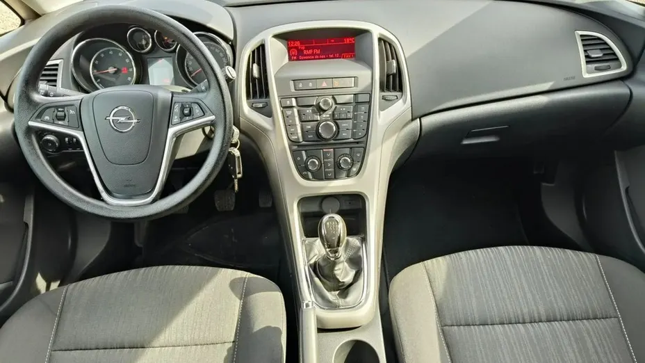 OPEL Astra -