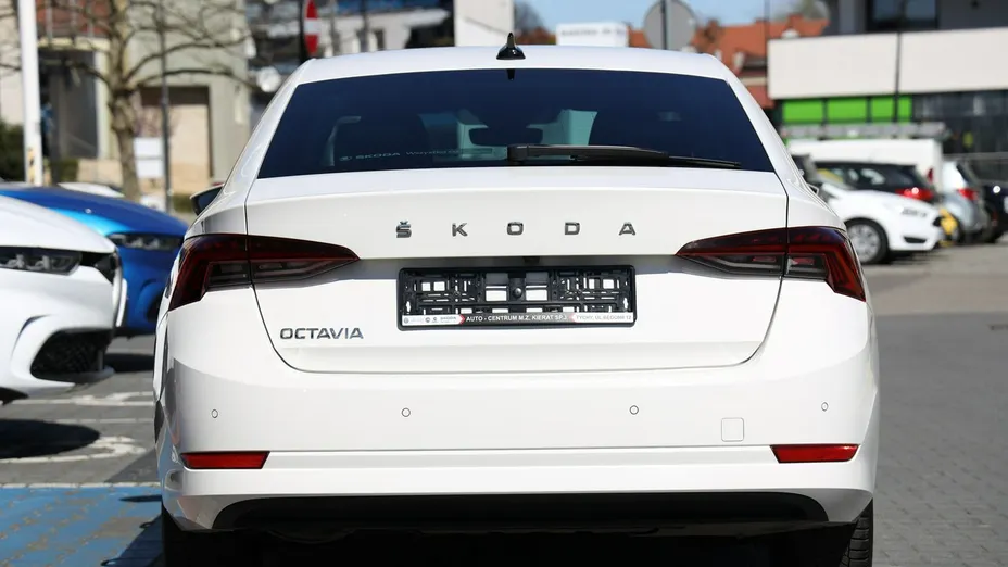 SKODA Octavia -