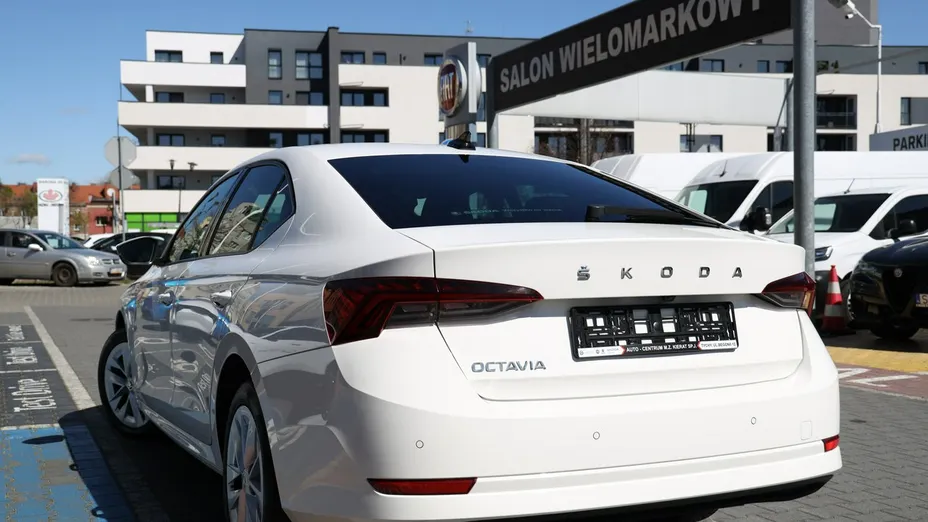 SKODA Octavia -
