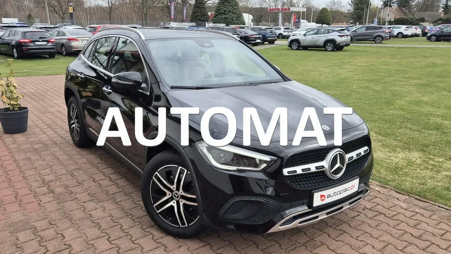 MERCEDES-BENZ GLA -