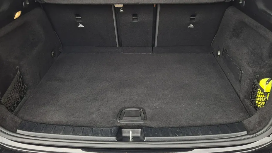 MERCEDES-BENZ GLA -