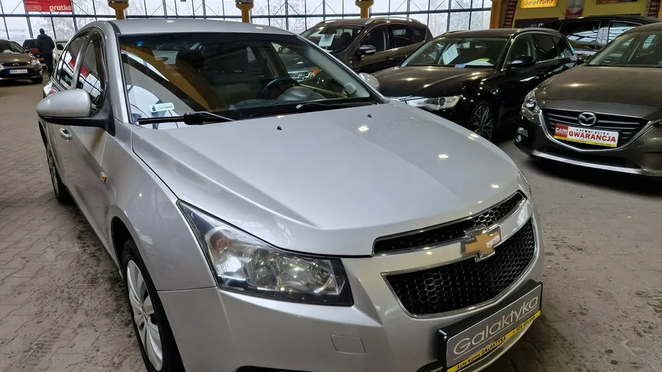 CHEVROLET Cruze -