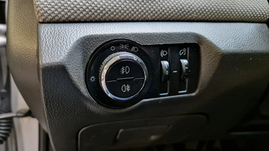 CHEVROLET Cruze -