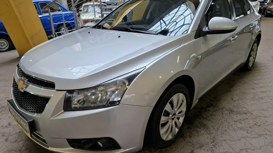 CHEVROLET Cruze -