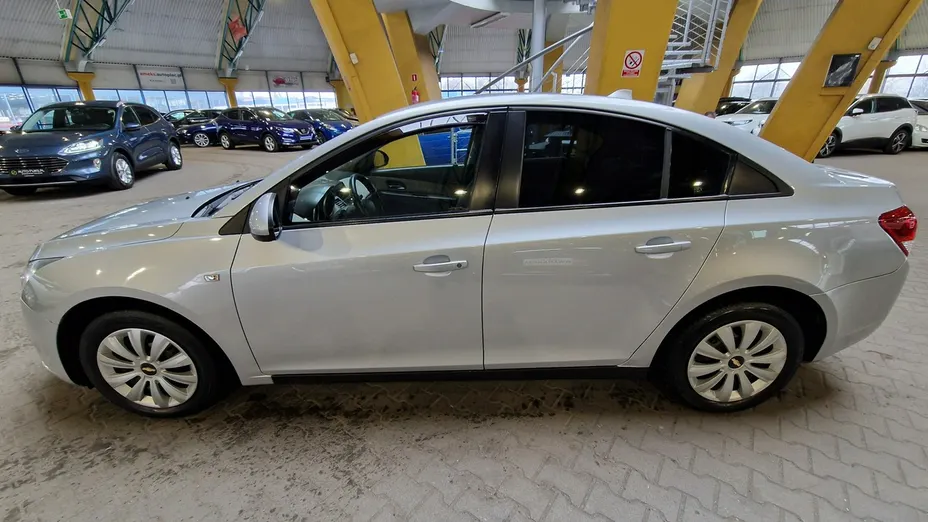 CHEVROLET Cruze -