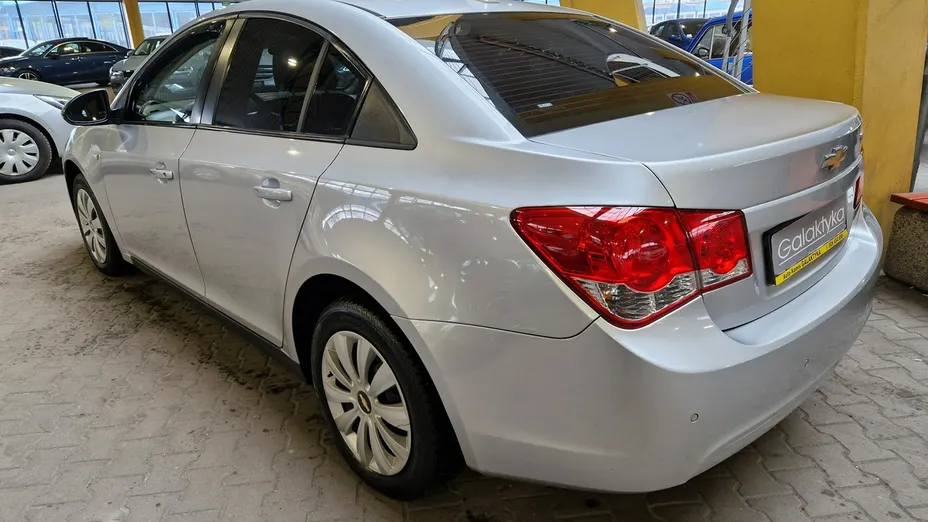 CHEVROLET Cruze -