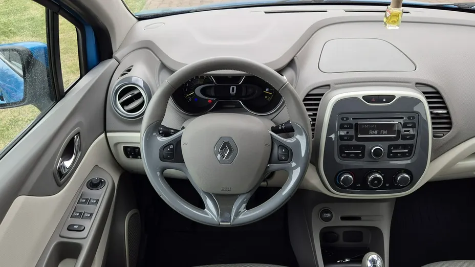 RENAULT Captur -