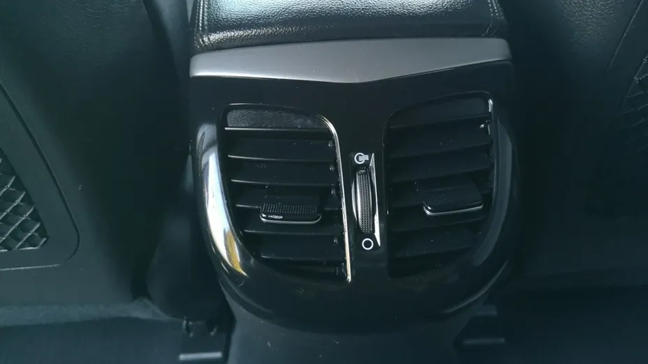 HYUNDAI i40 -