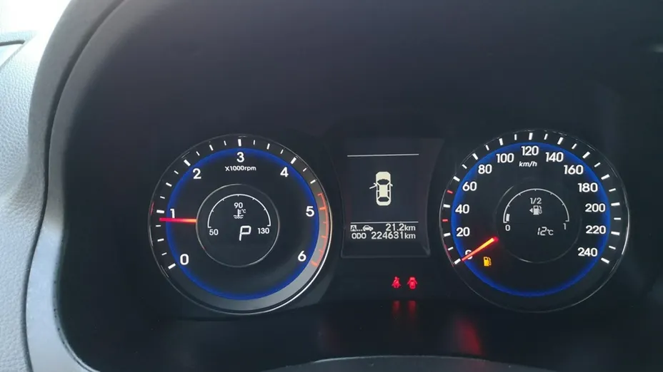 HYUNDAI i40 -