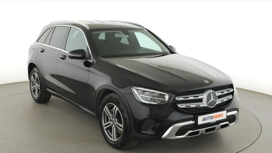 MERCEDES-BENZ GLC -