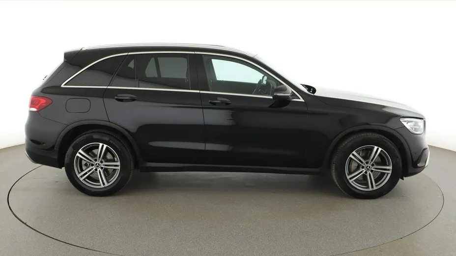 MERCEDES-BENZ GLC -