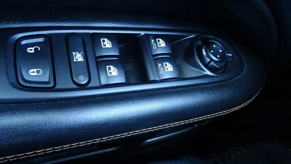 JEEP Compass -