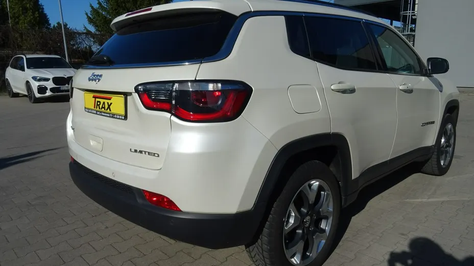 JEEP Compass -