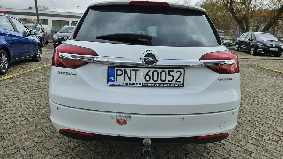 OPEL Insignia -