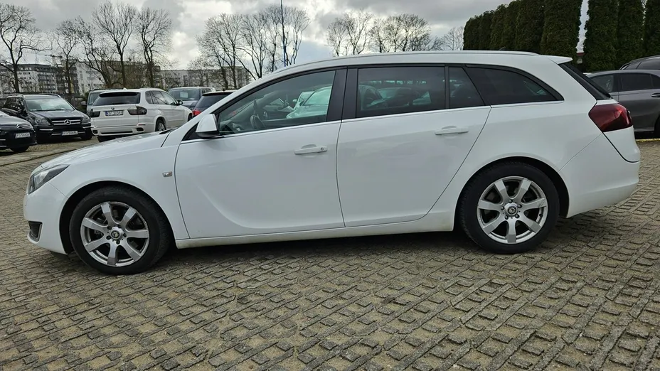 OPEL Insignia -