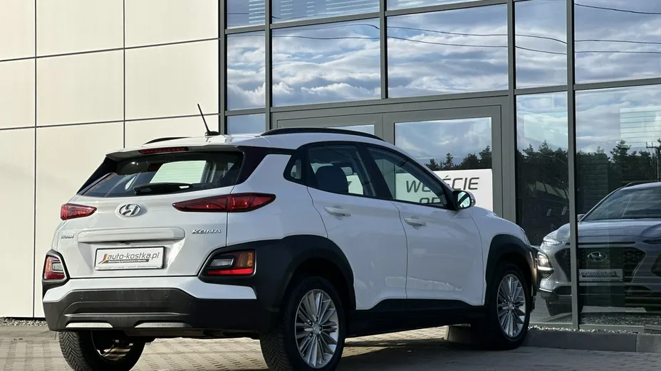 HYUNDAI Kona -
