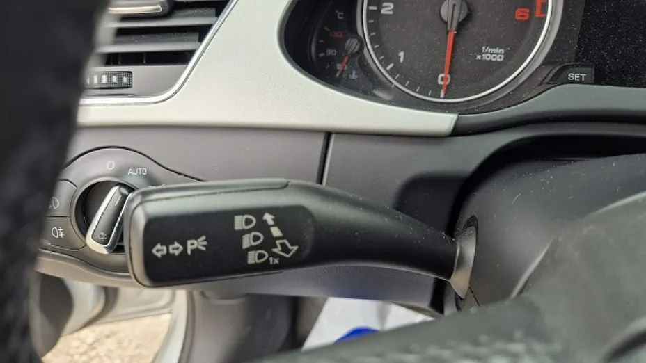 AUDI A4 -