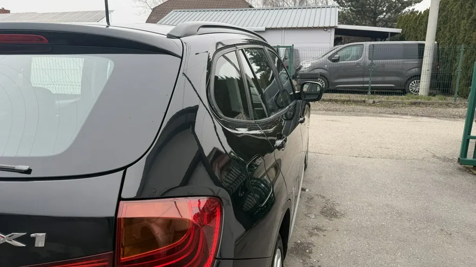 BMW X1 -