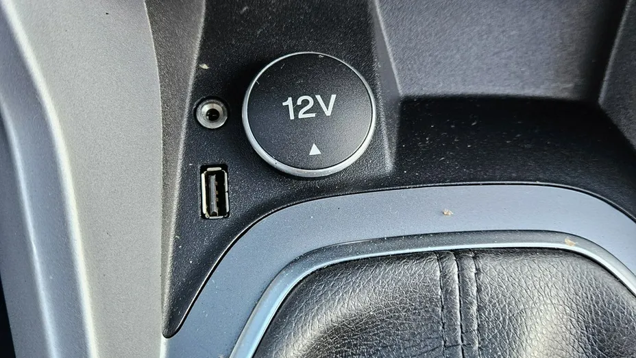 FORD B-MAX -