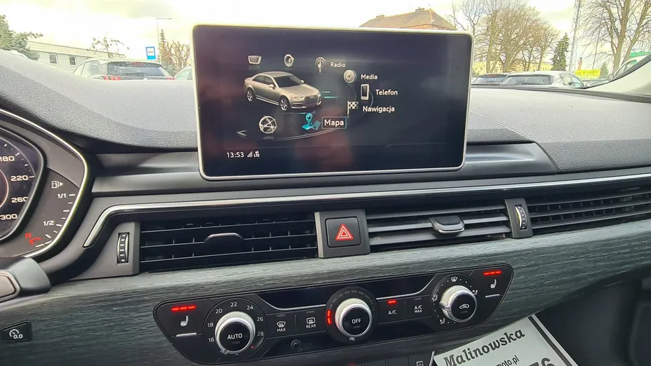 AUDI A4 -