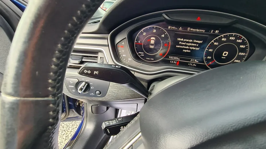 AUDI A4 -
