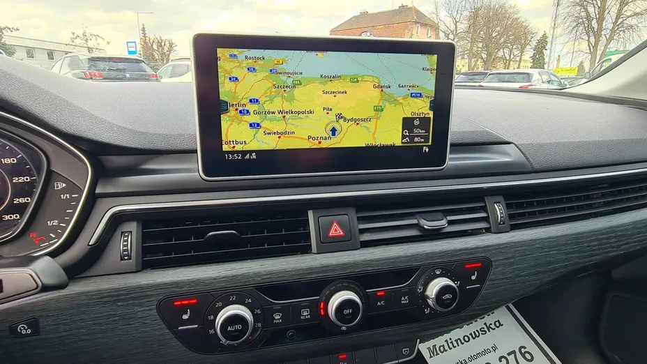 AUDI A4 -