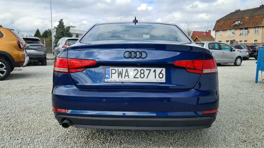 AUDI A4 -