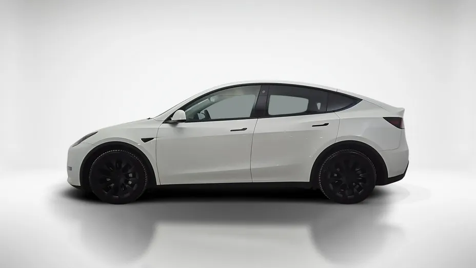 TESLA Model Y -