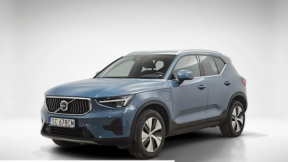 VOLVO XC40 -