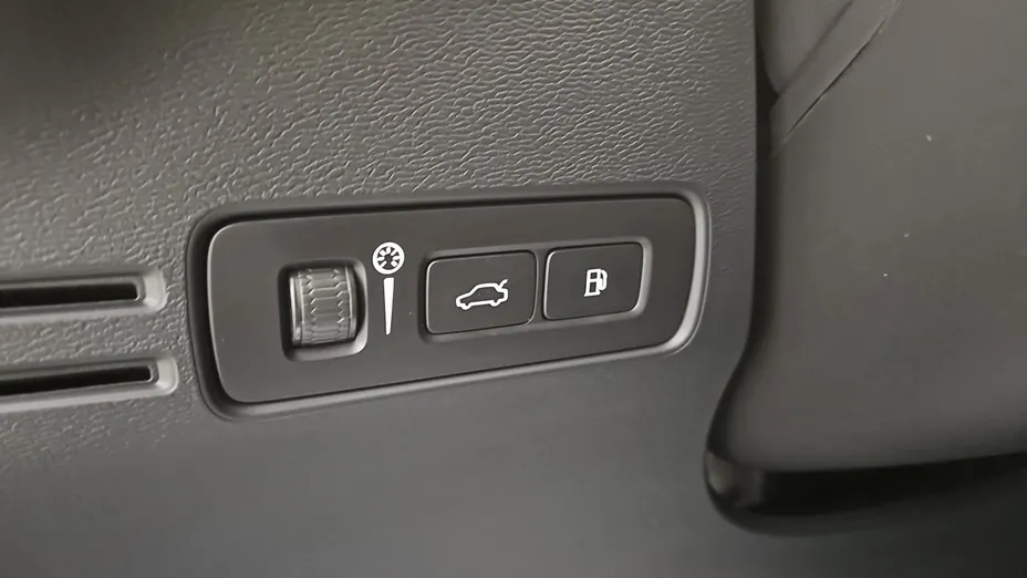 VOLVO XC40 -