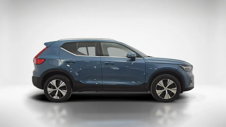 VOLVO XC40 -