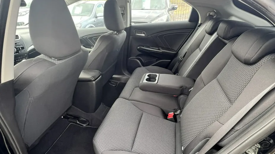 HONDA Civic -