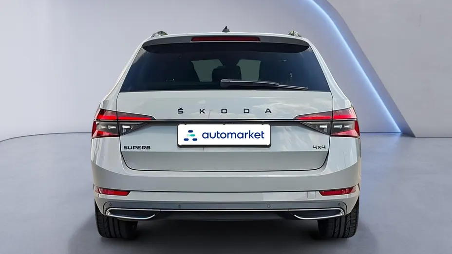 SKODA Superb Superb 2.0 TDI SCR 4x4 Sportline DSG