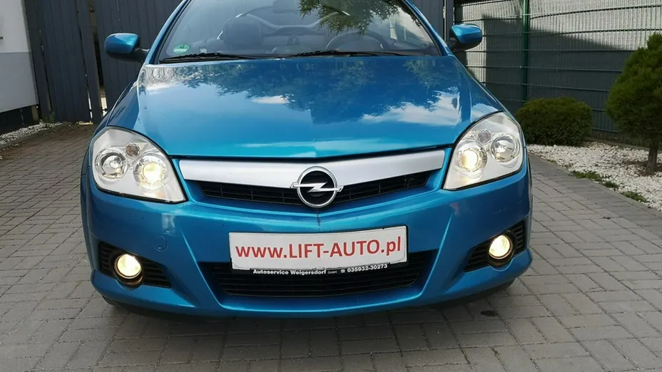OPEL Tigra -