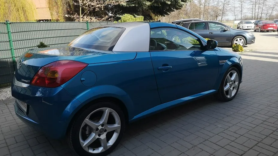 OPEL Tigra -