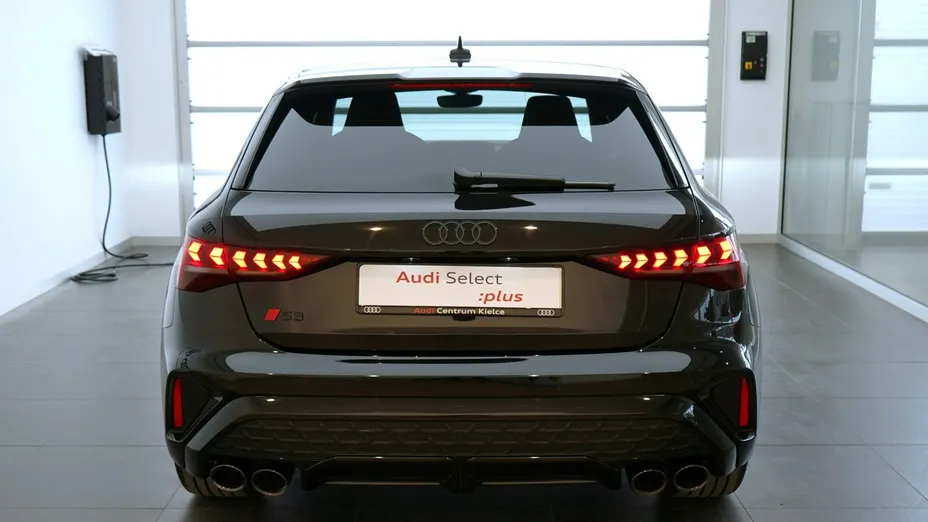 AUDI S3 Sportback -