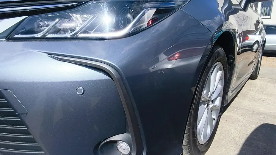 TOYOTA Corolla -