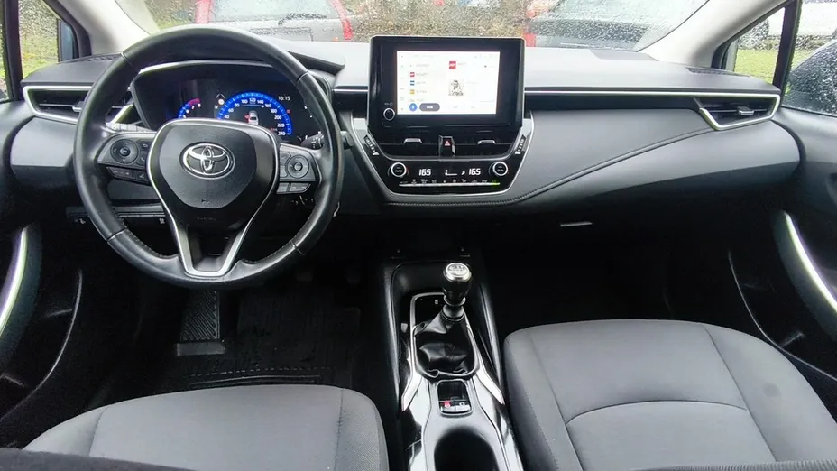 TOYOTA Corolla -