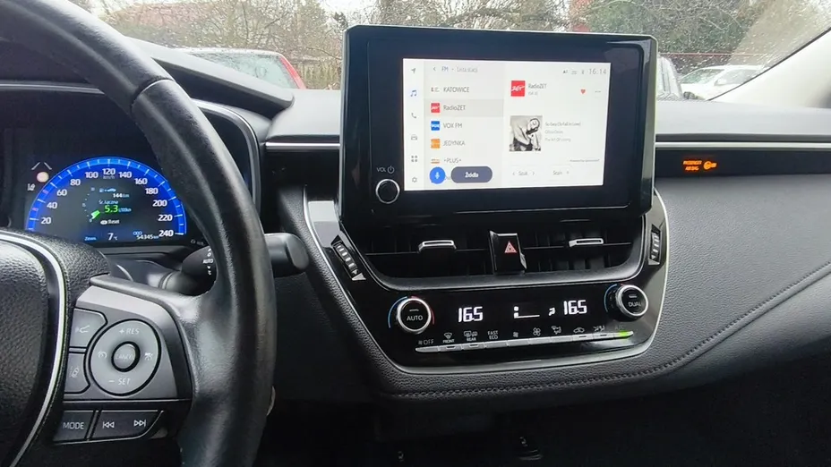 TOYOTA Corolla -