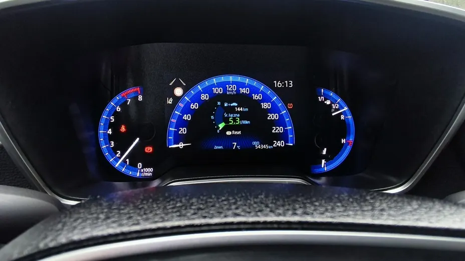 TOYOTA Corolla -
