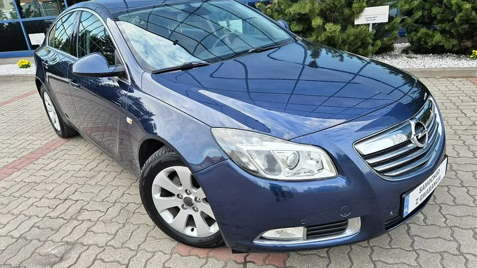 OPEL Insignia -