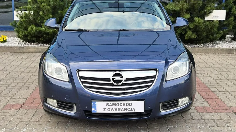 OPEL Insignia -