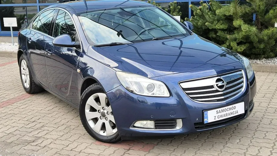 OPEL Insignia -