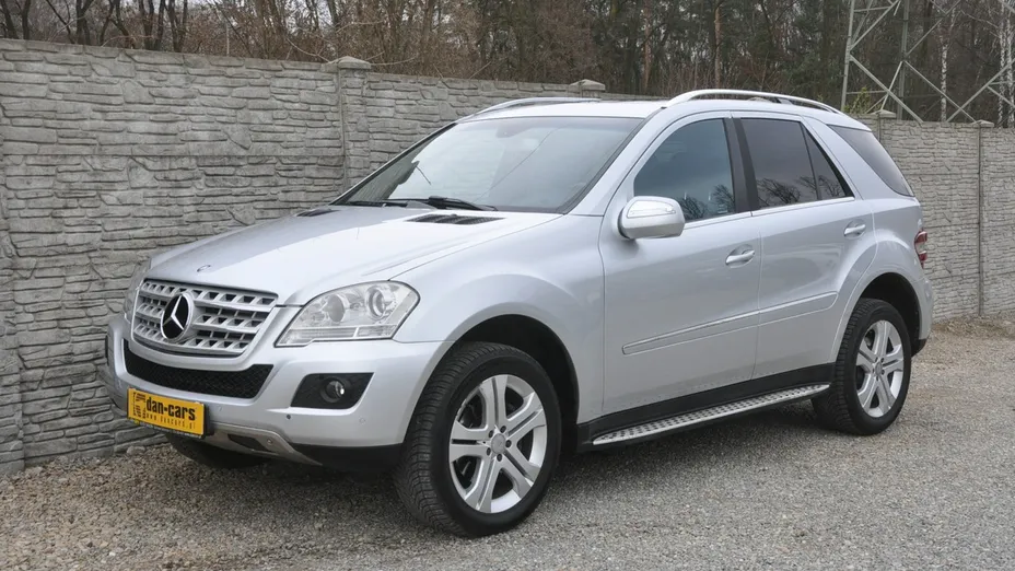 MERCEDES-BENZ ML -