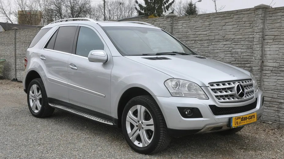 MERCEDES-BENZ ML -