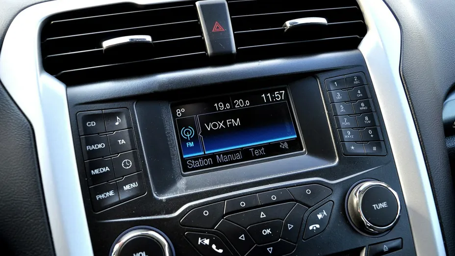 FORD Mondeo -